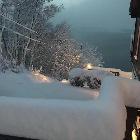 Villa Sea House With Private Dock Near Flesland Bergen
